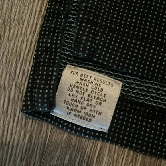 Peter Millar Crown Sport Geometric Short Sleeve Golf Polo Shirt (Men's large - Picture 4 of 7